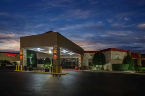 Гостиница Ramada by Wyndham Statesville  Стейтсвилл